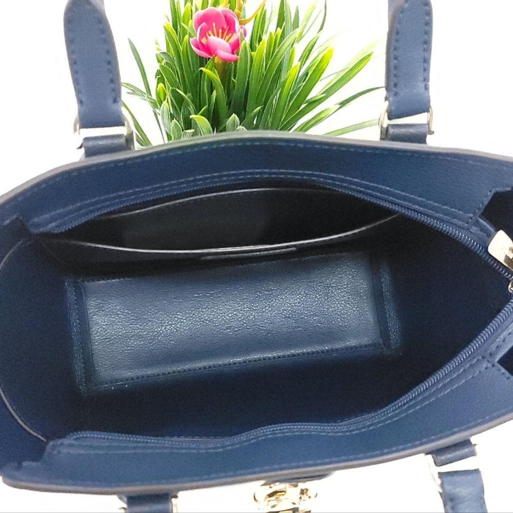 Michael Kors Hamilton MD Satchel Blue - Picture 5 of 9